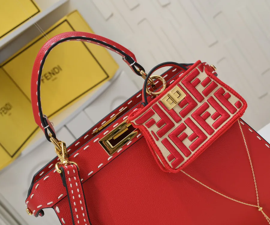 Fendi Peekaboo ISeeU Medium Handbag with Classic Details