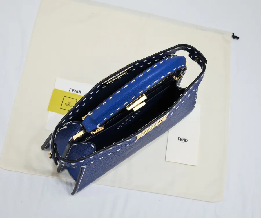 Fendi Peekaboo ISeeU Medium Handbag with Classic Hardware