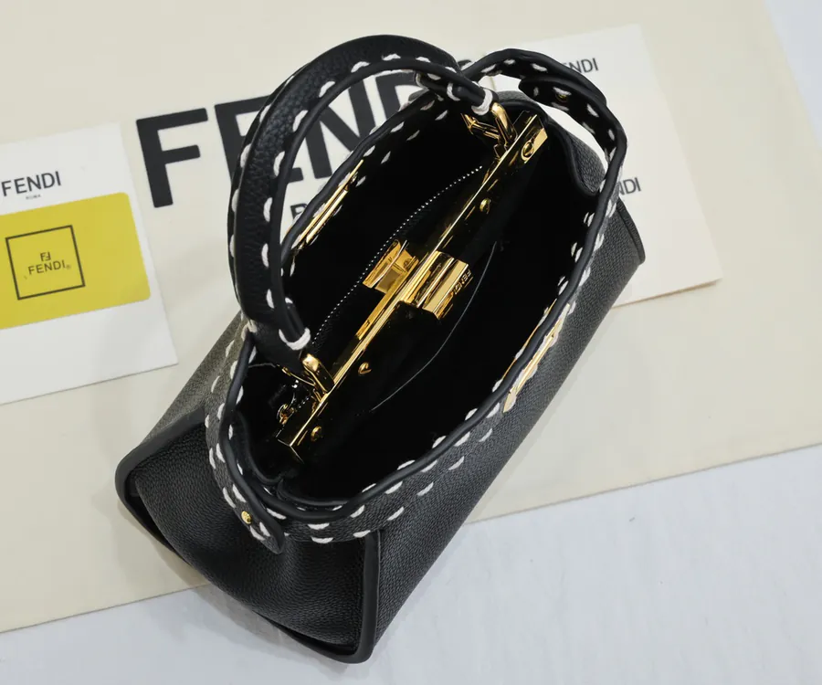 Fendi Peekaboo ISeeU Medium Handbag with Classic Hardware