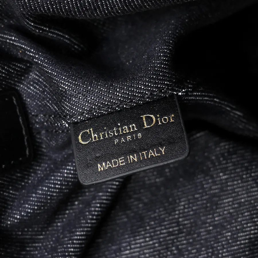 Toujours Travel Bag with Embossed Design