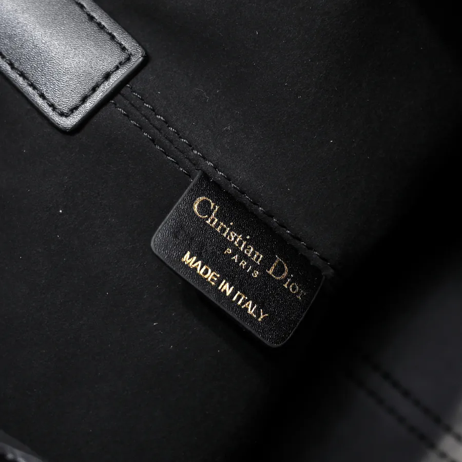 Toujours Travel Bag in Grained Calfskin