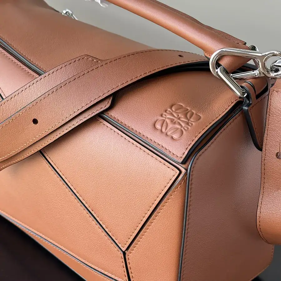 LOEWE Puzzle Medium Handbag