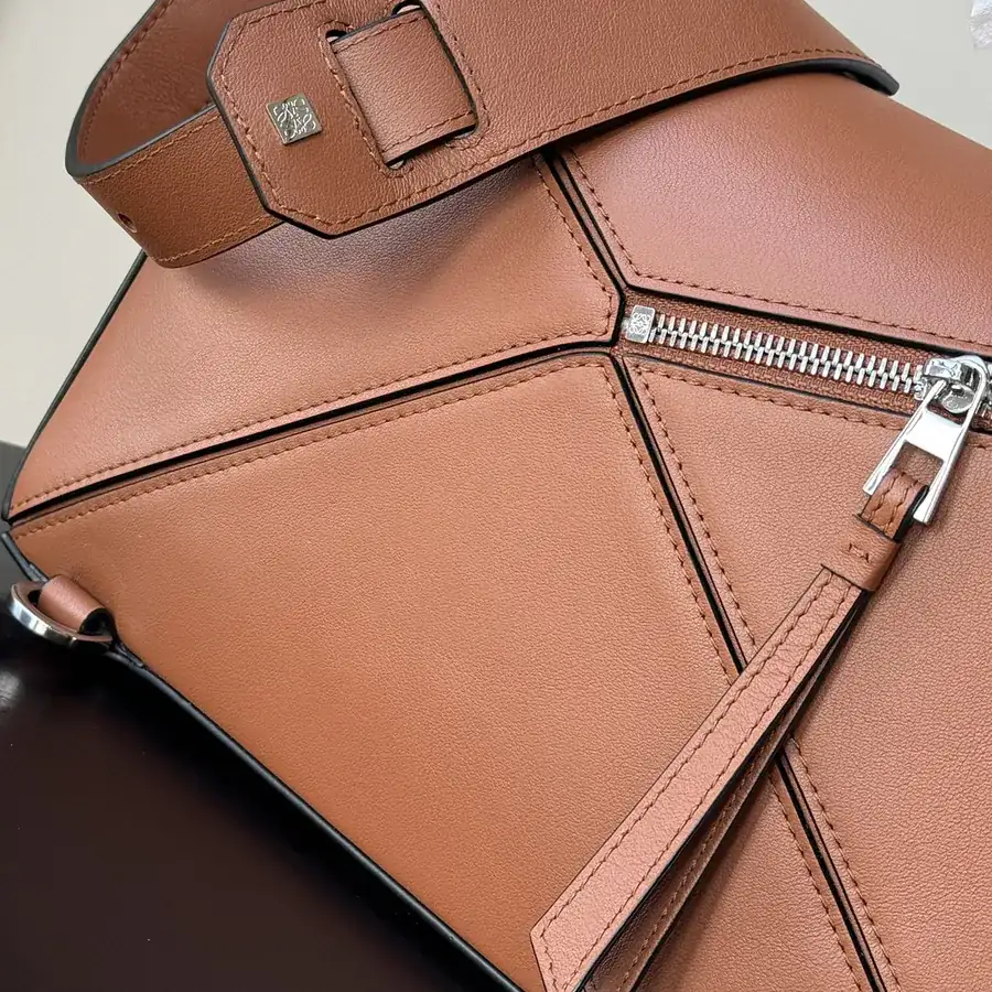 LOEWE Puzzle Medium Handbag