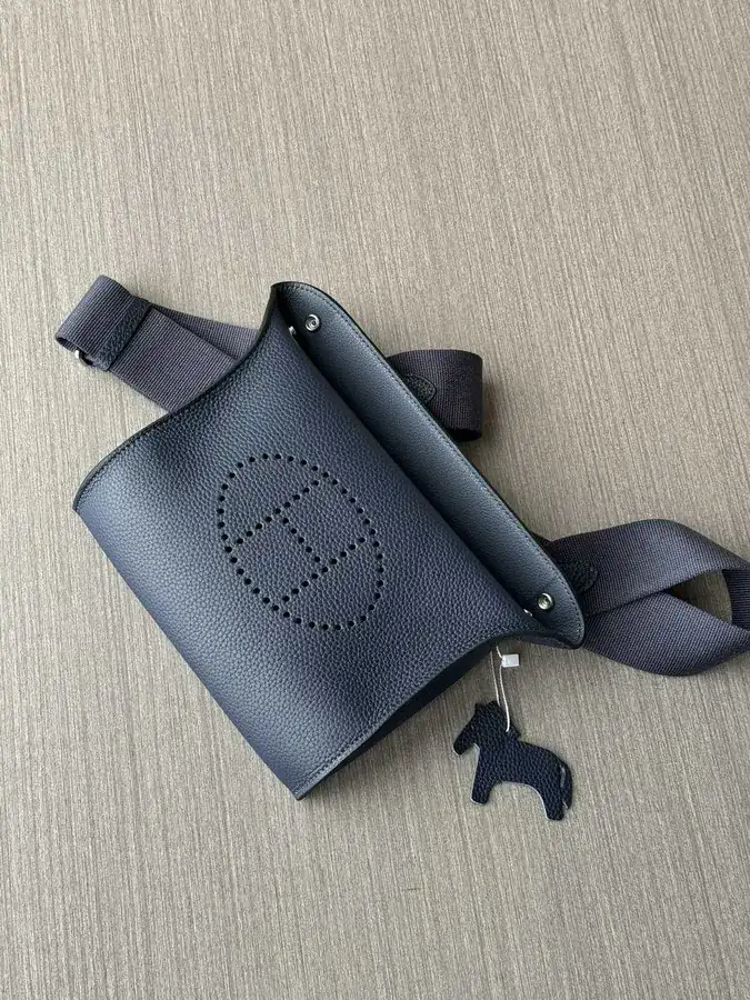 Hac a Dos 2024 New Arrival Premium Togo Leather Crossbody Bag