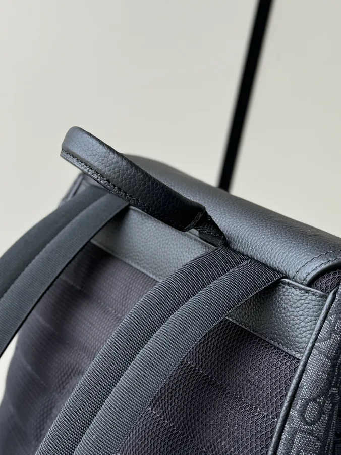 Dior Saddle Shoulder Bag with VIP Star