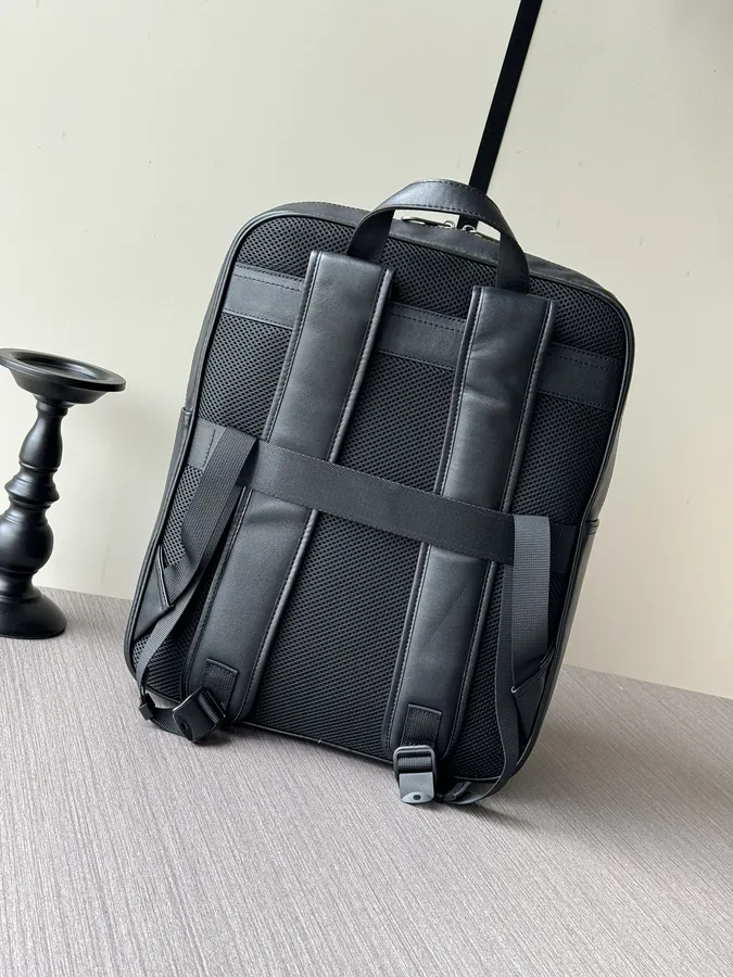 BV Handmade Grained Calfskin Backpack 2024 Trendy Style