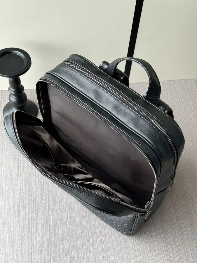BV Handmade Grained Calfskin Backpack 2024 Trendy Style