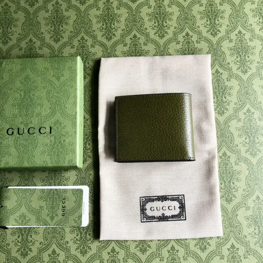 G Family Premium Bucket Bag Military Green Grained Calfskin