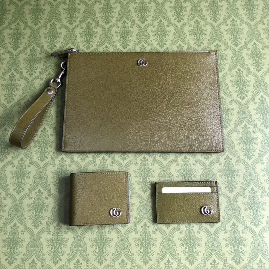 G Family Premium Bucket Bag Military Green Grained Calfskin