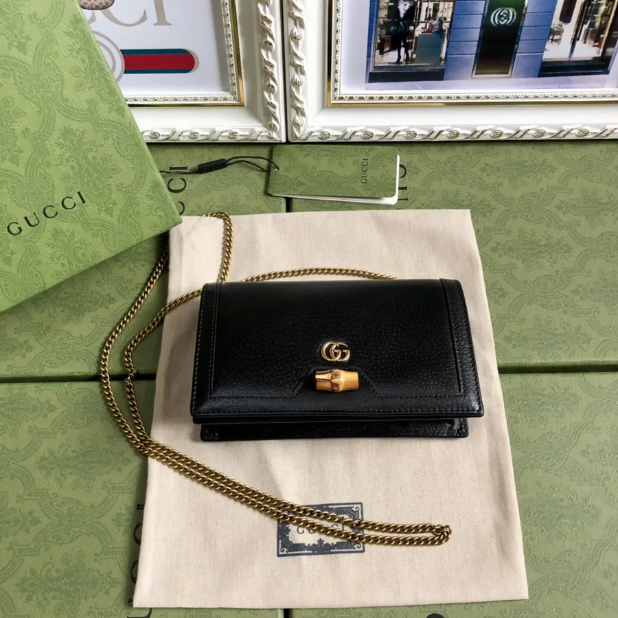 GG Bucket Bag Black Leather with Classic Bamboo Handles