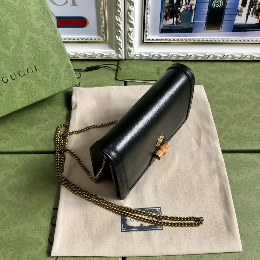 GG Bucket Bag Black Leather with Classic Bamboo Handles