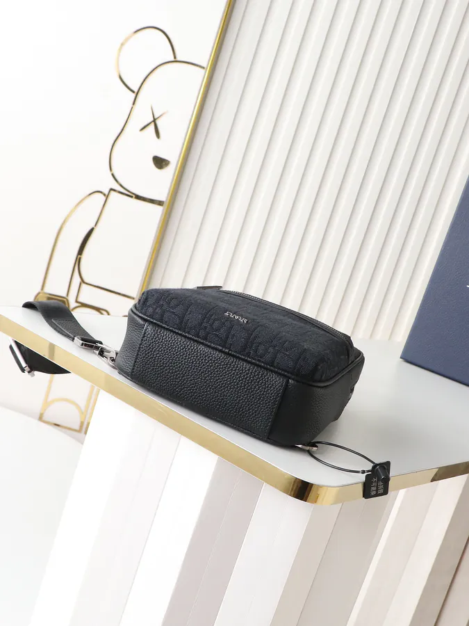Rider 2.0 Sling Bag Black, Oblique Grained Calfskin