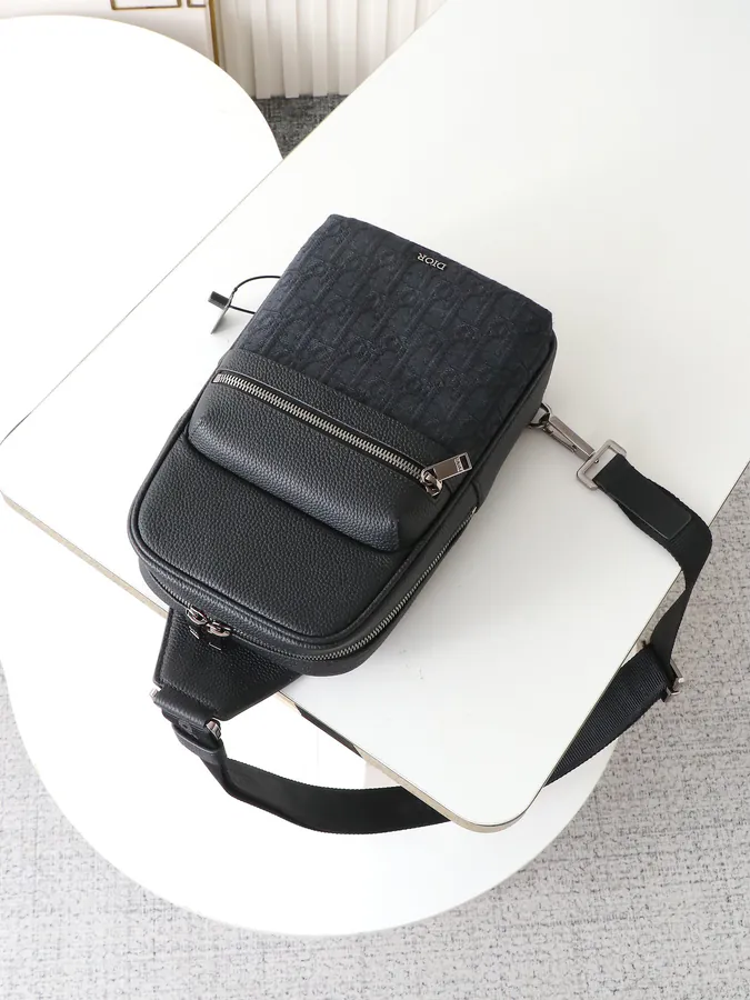 Rider 2.0 Sling Bag Black, Oblique Grained Calfskin