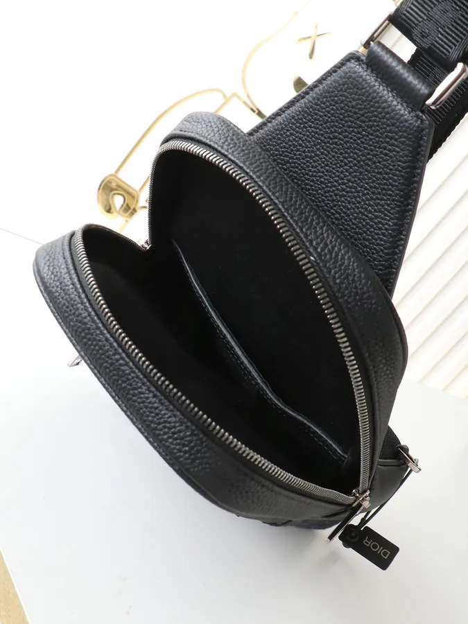 Rider 2.0 Sling Bag Black, Oblique Grained Calfskin