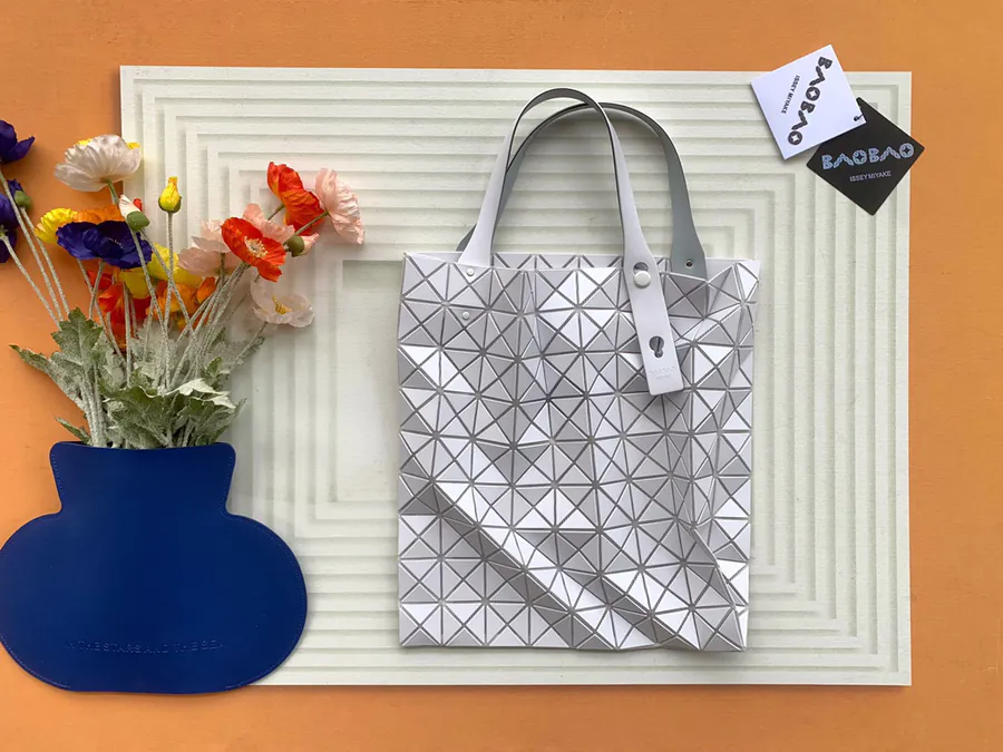 ISSEY MIYAKE BAO BAO Large