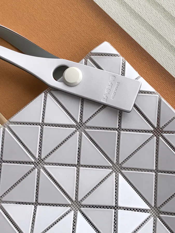 ISSEY MIYAKE Bao Bao Small
