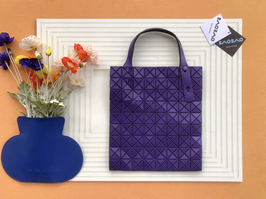 ISSEY MIYAKE Bao Bao Large