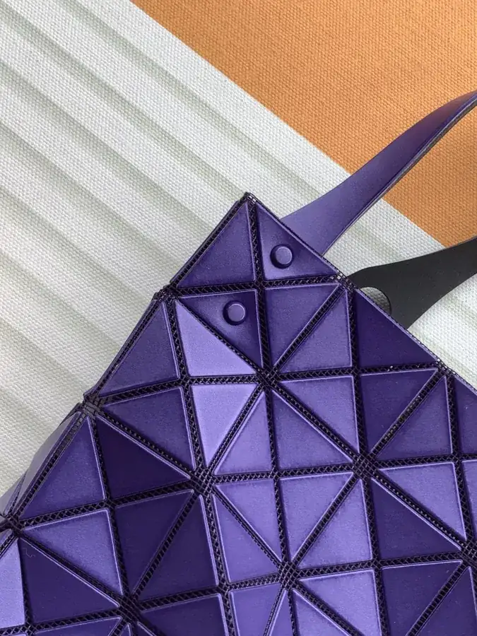 ISSEY MIYAKE BAO BAO Small