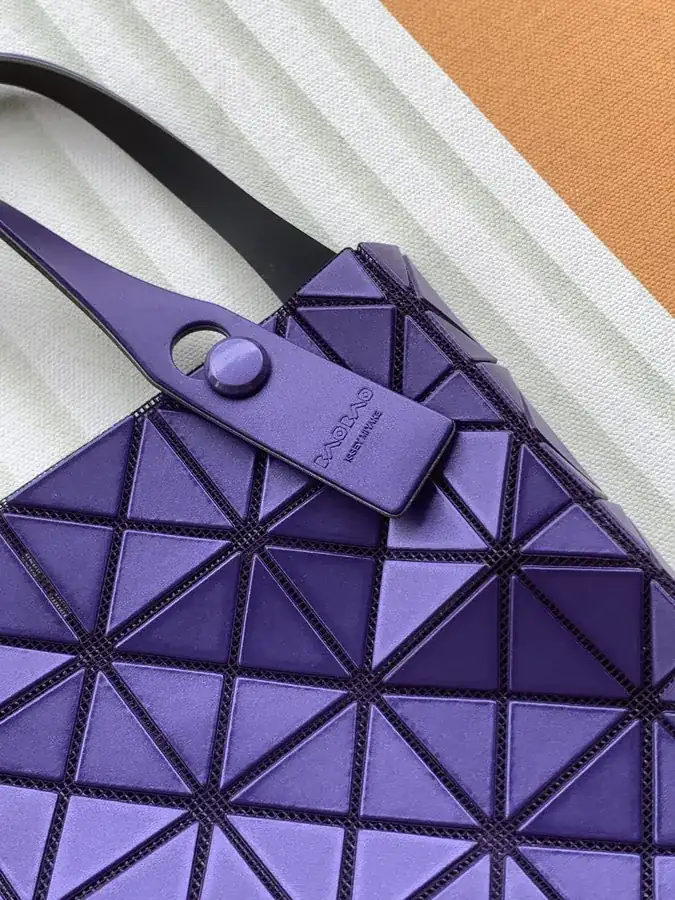 ISSEY MIYAKE BAO BAO Small