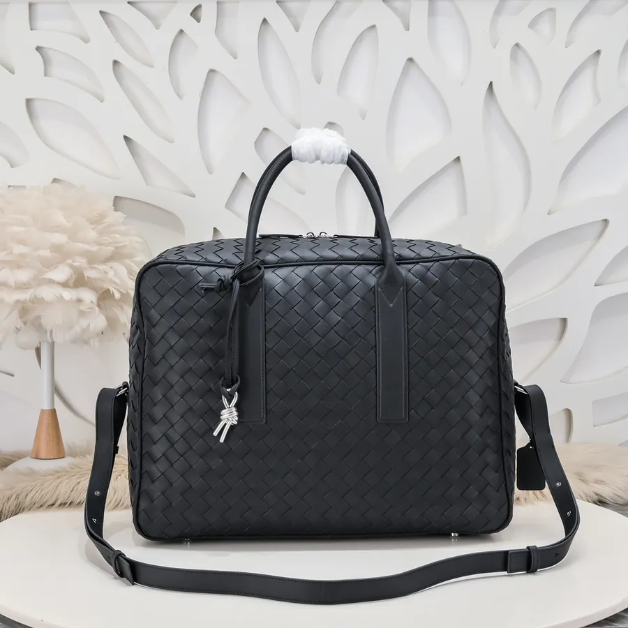 BV Latest Men's Travel Tote Premium Quality