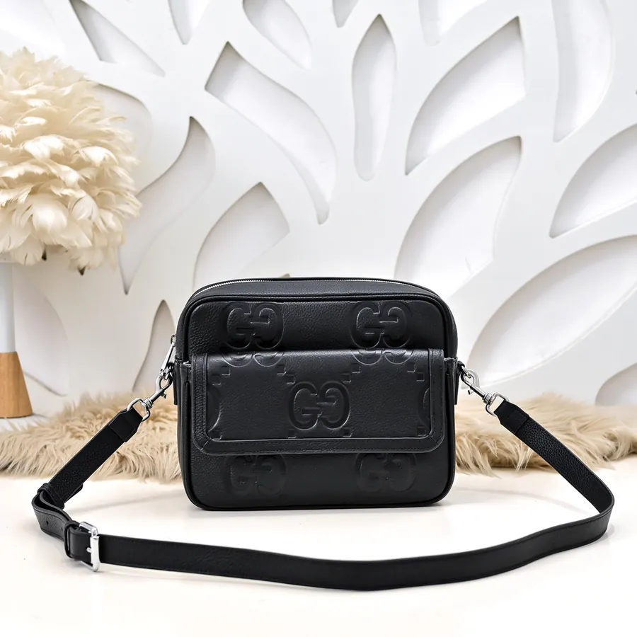 Gucci Men's Crossbody Bag Premium Leather, Elegant Hardware