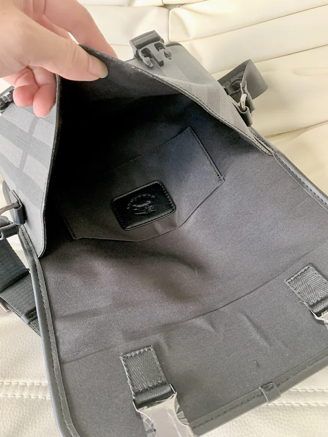 Burberry Men's Luxury Bag with Premium Leather and Hardware