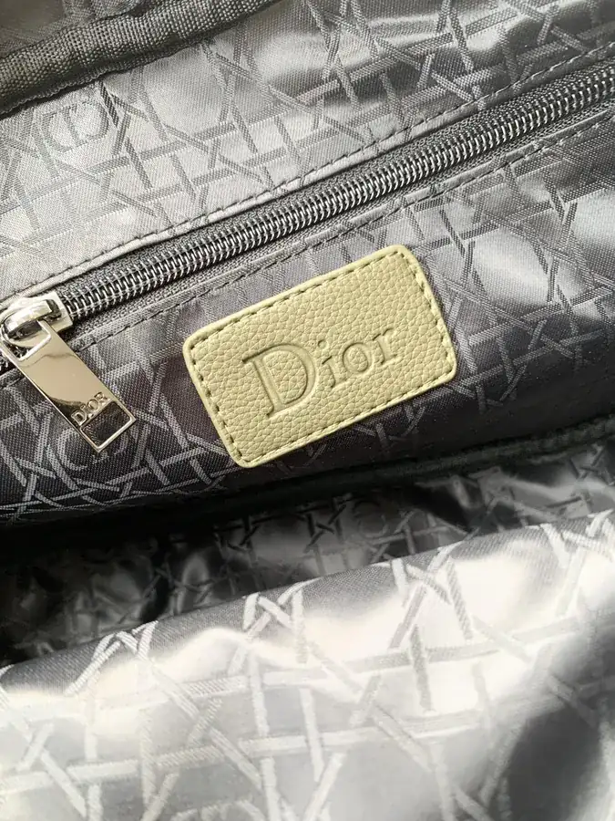 Dior Men's Crossbody Bag Premium Grained Calfskin