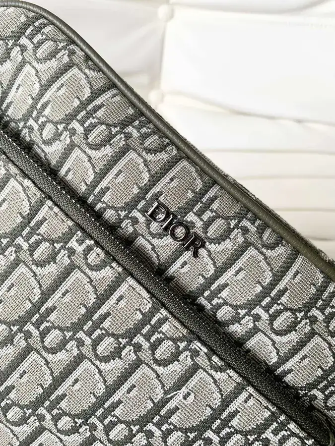 Dior Men's Crossbody Bag 9313