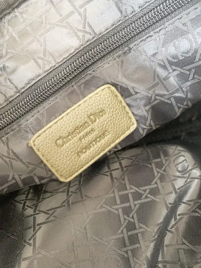 Dior Men's Crossbody Bag 9313