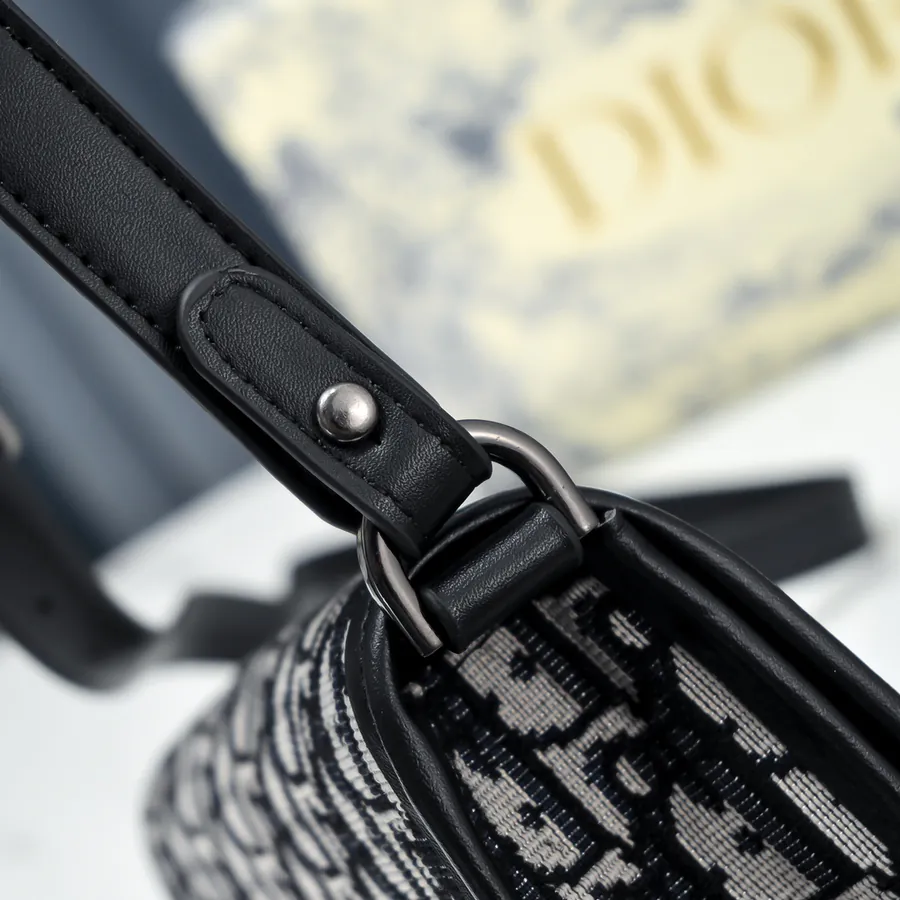 Dior Crossbody Bag Premium Quality, Original Material