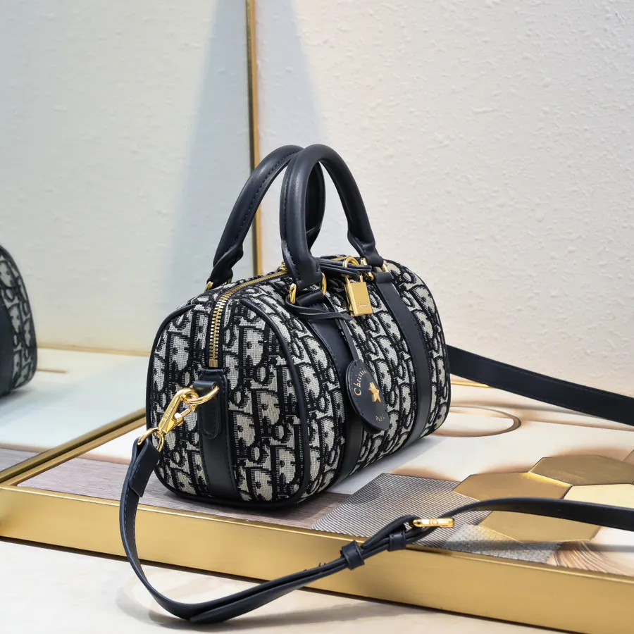Maria Grazia Chiuri 20cm Groove 20.25 Handbag Winter Collection