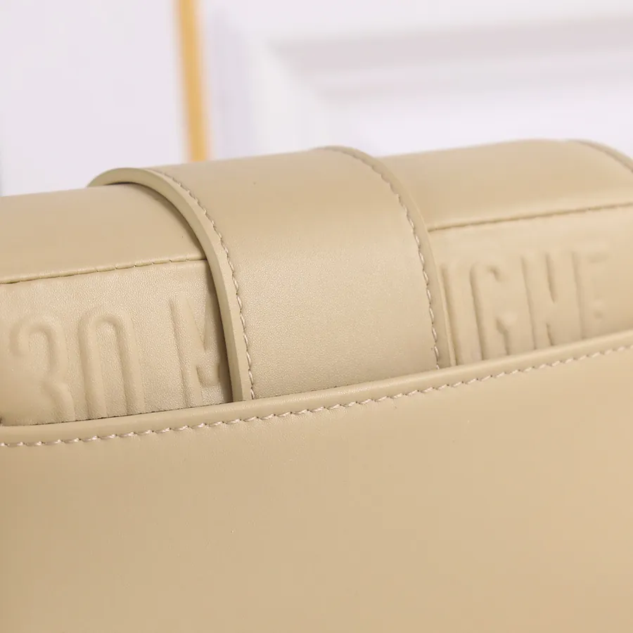 Dio.r 30 Montaigne Mini Box