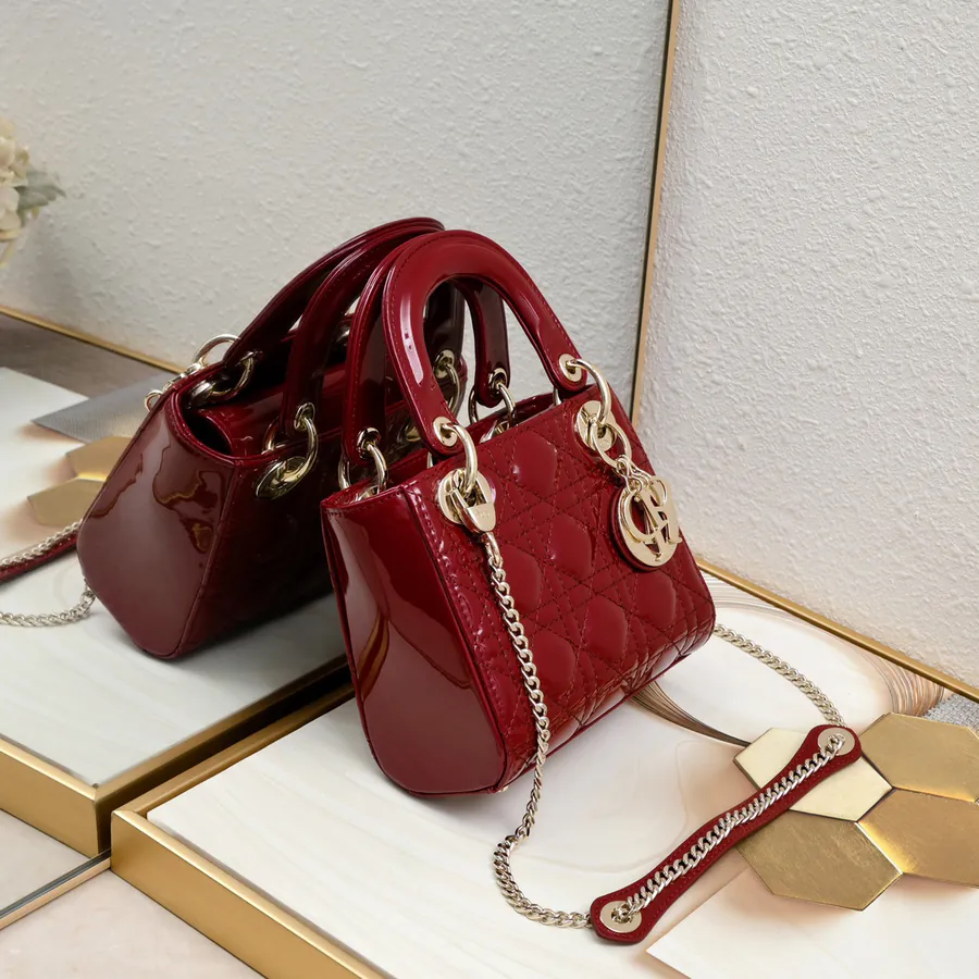 Mini Lady Classic Classic Style Clutch