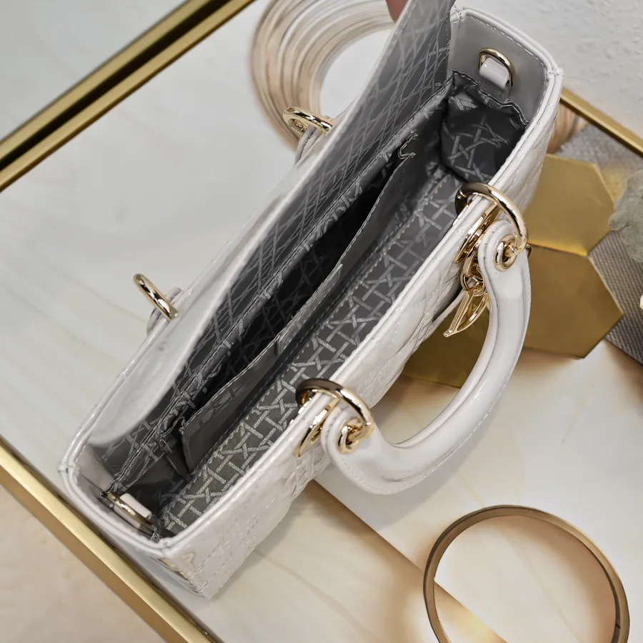 Crossbody Lady D−Joy Bag in Red Patent Leather