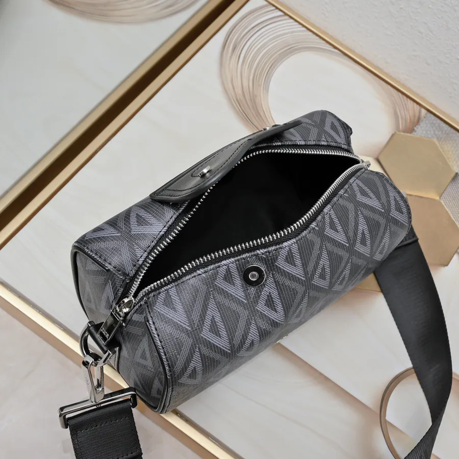 Lingot Messenger Bag Season New, Practical and Elegant