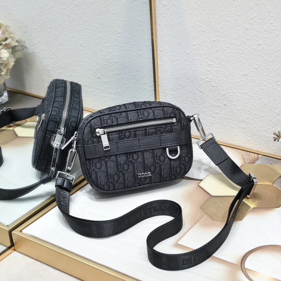 New Model Safari Messenger Bag with Adjustable Cistian Strap