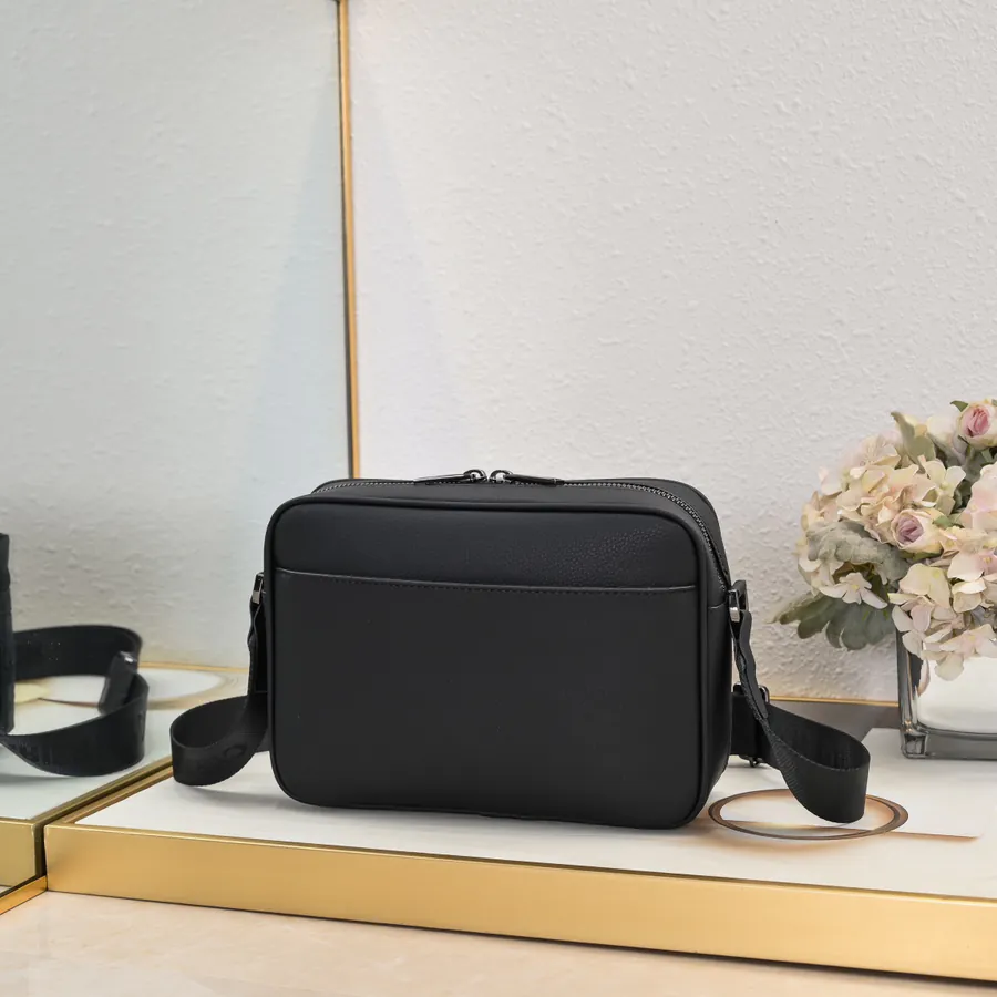 Rider 2.0 Zip Messenger Bag Large