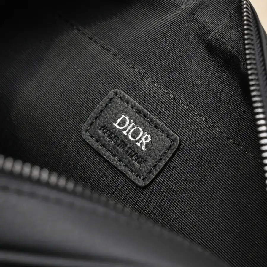 Rider 2.0 Zip Messenger Bag Large