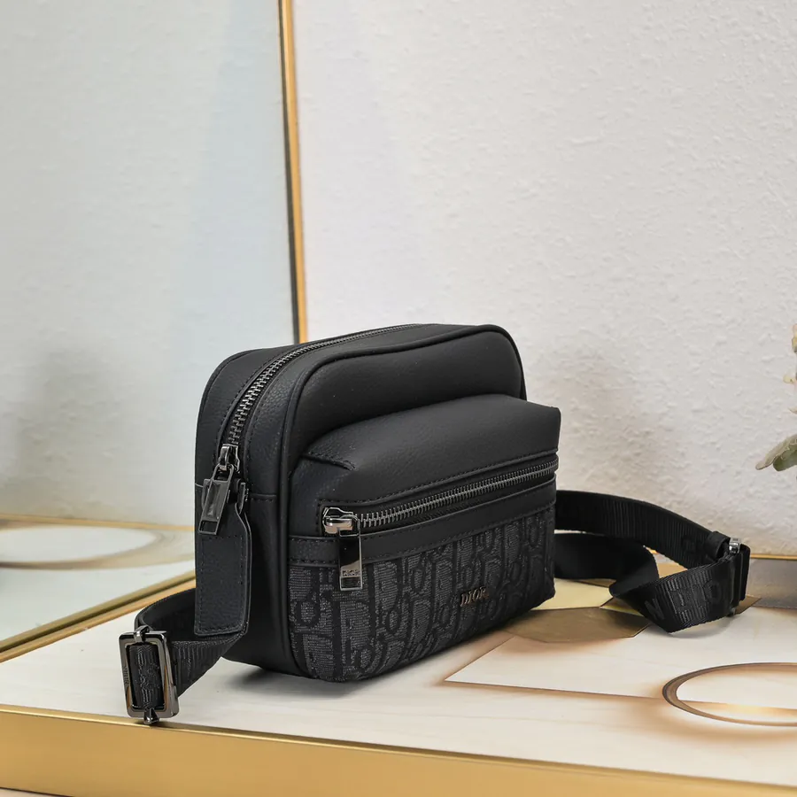 Rider 2.0 Zip Messenger Bag Small Size