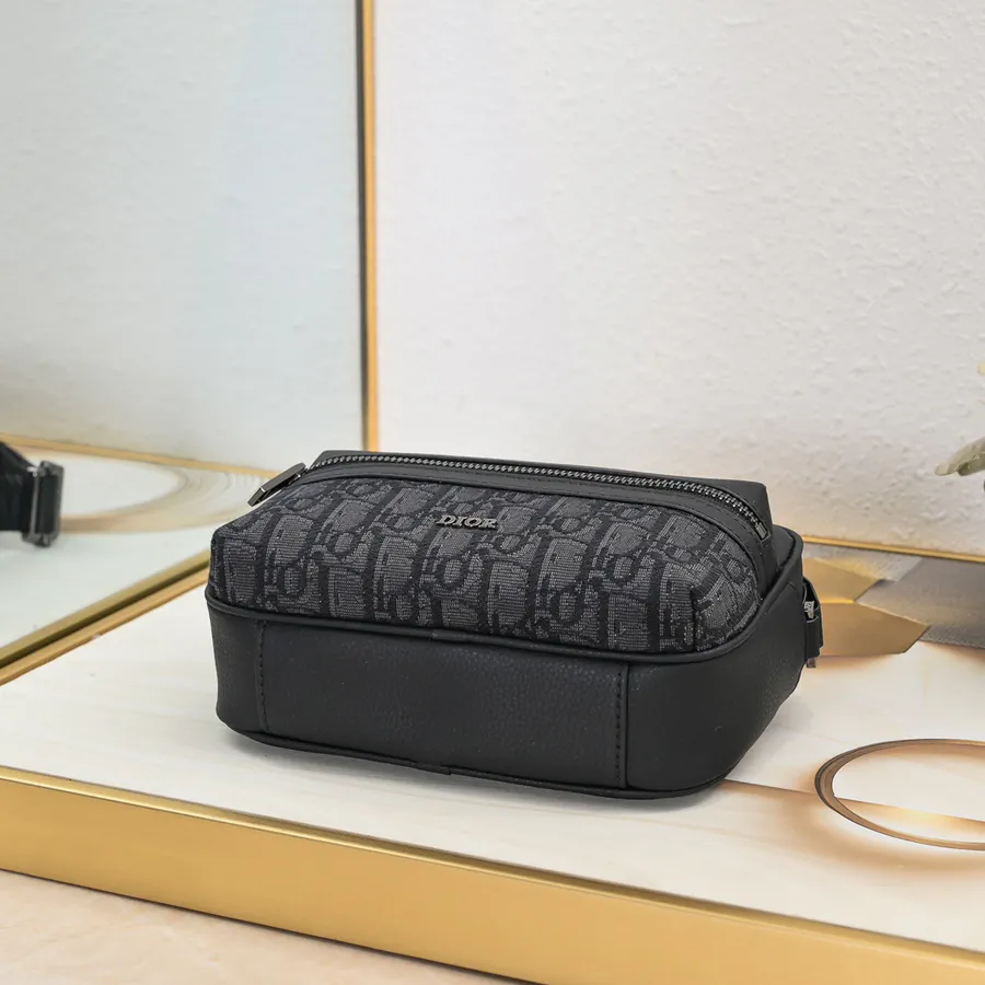 Rider 2.0 Zip Messenger Bag Small Size