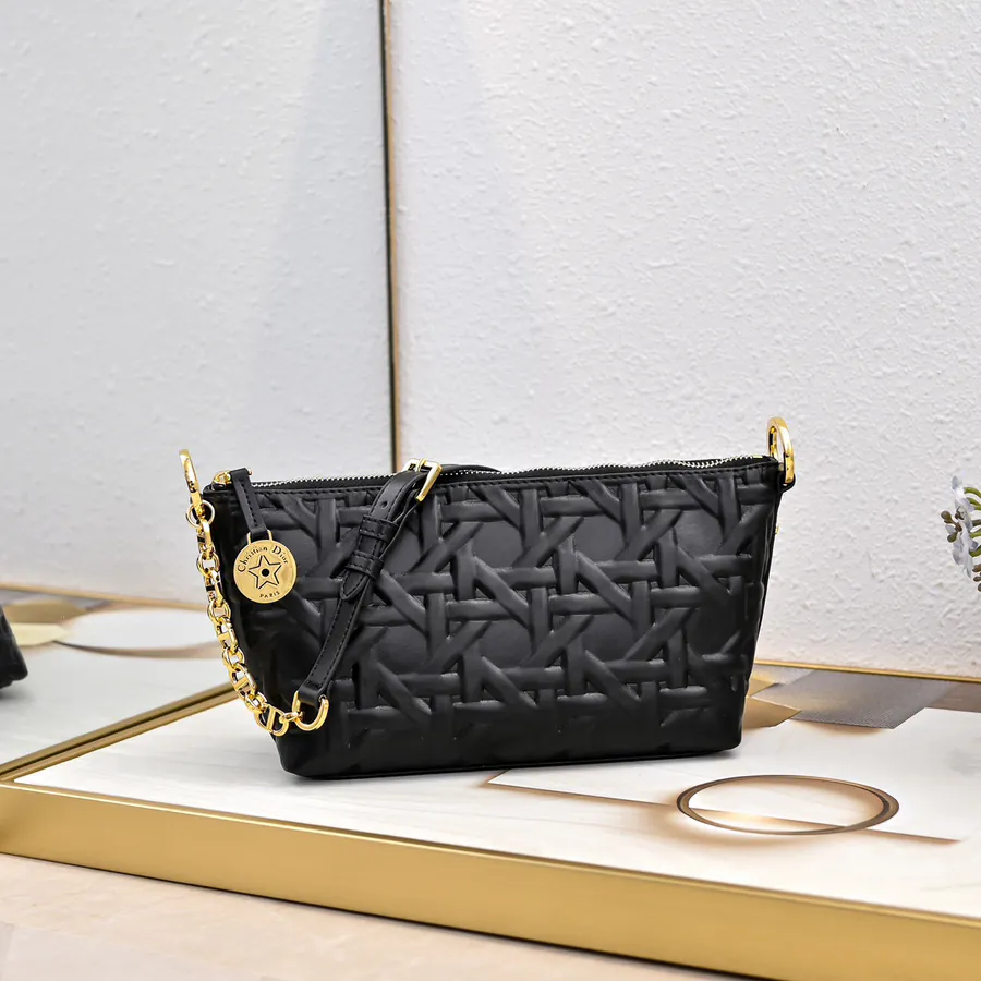 Star Hobo Chain Bag with Grained Calfskin