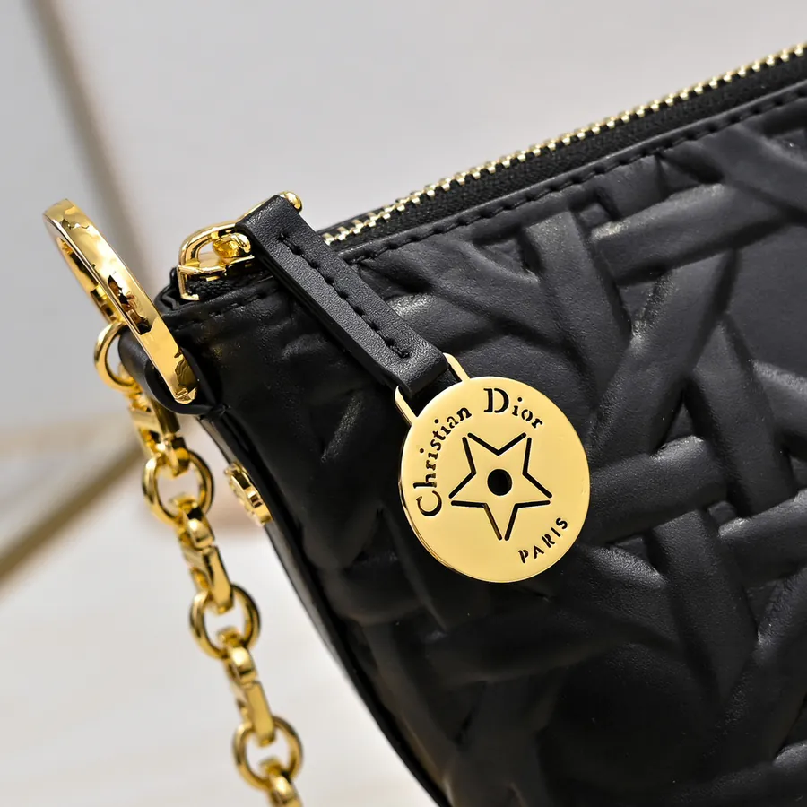 Star Hobo Chain Bag with Grained Calfskin