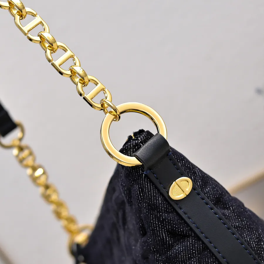 Star Hobo Chain Bag with Grained Calfskin