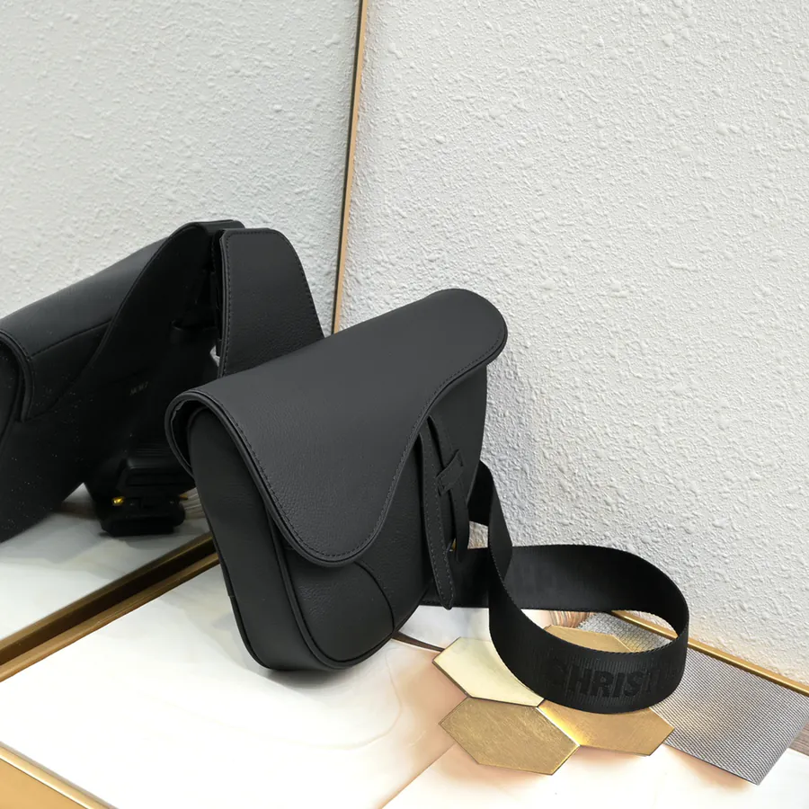 Homme Saddle Bag 2024 Pre Fall Collection