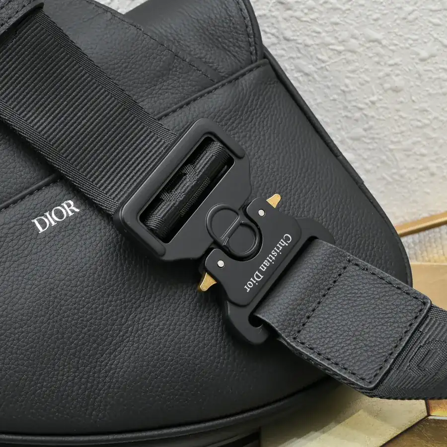 Homme Saddle Bag 2024 Pre Fall Collection