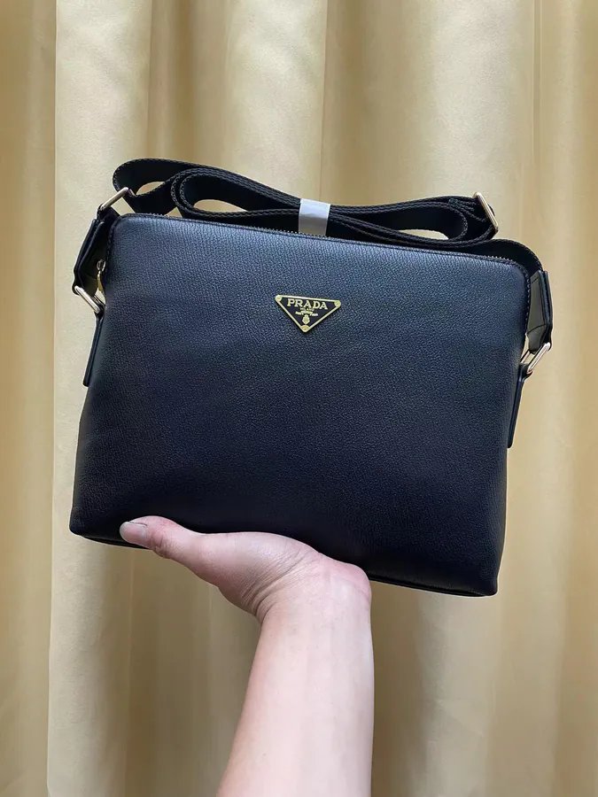 LV Men's Luxury Bucket Bag with Platinum Grade Leather
