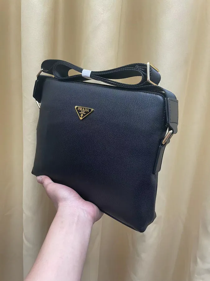 LV Men's Luxury Bucket Bag with Platinum Grade Leather