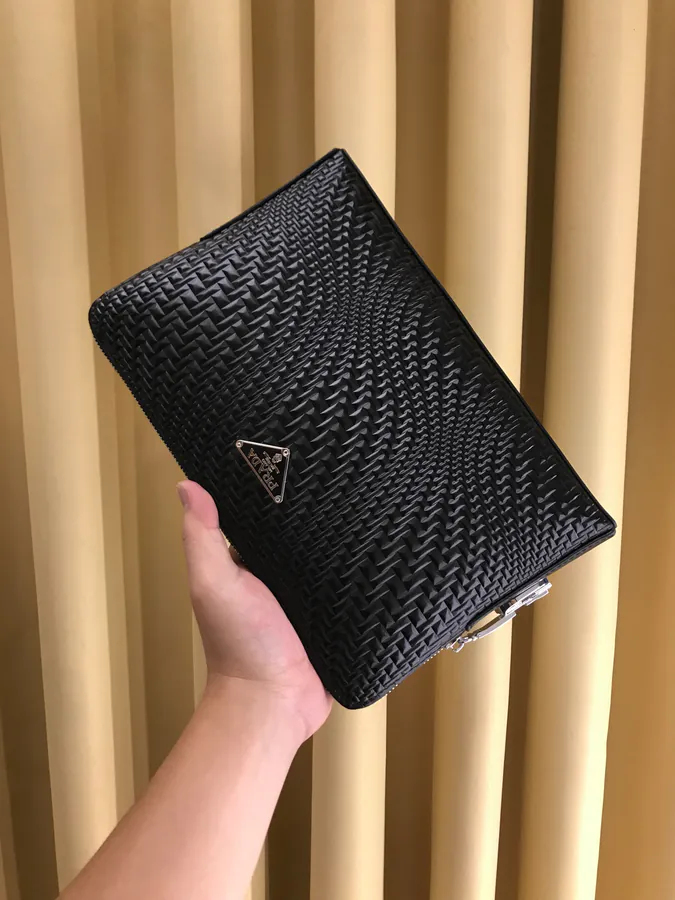 2021 P Collection New Handbag Grained Leather, 27.19.5, Black