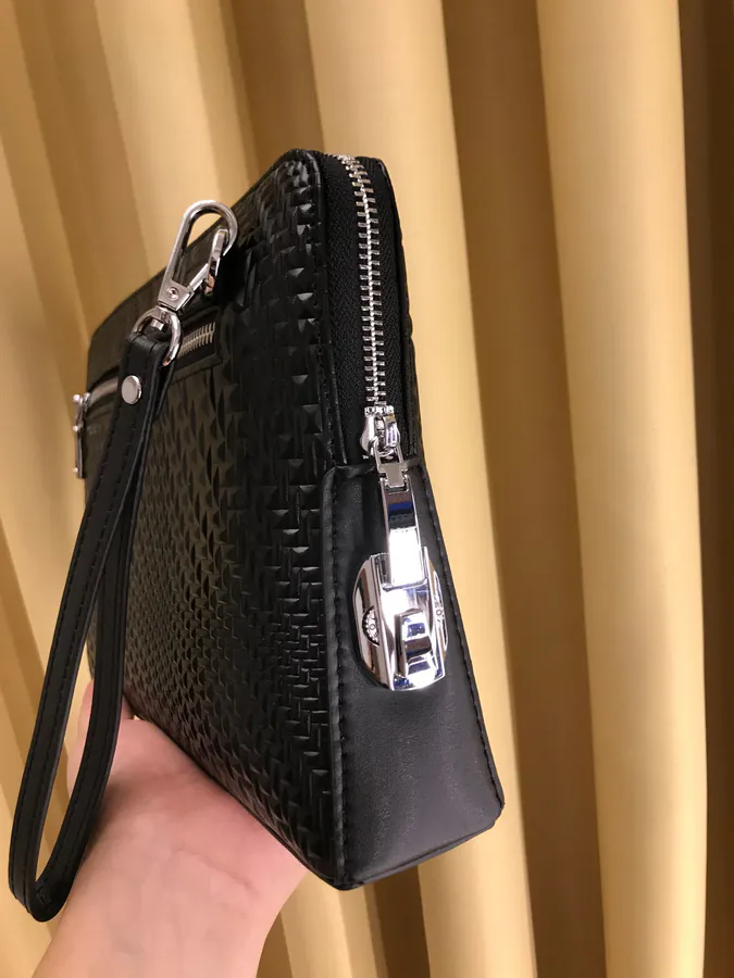 2021 P Collection New Handbag Grained Leather, 27.19.5, Black