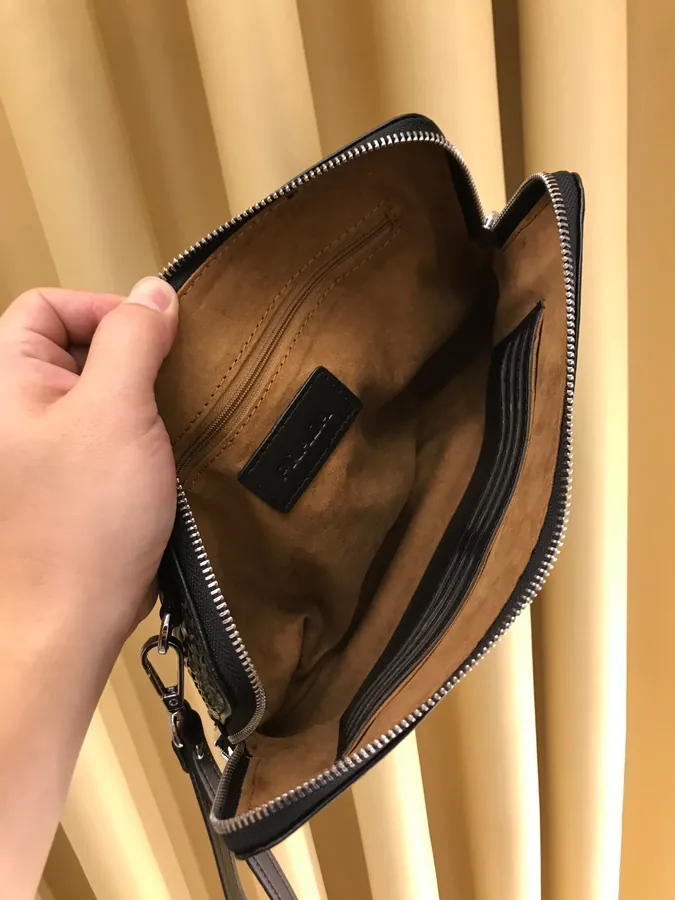 2021 P Collection New Handbag Grained Leather, 27.19.5, Black